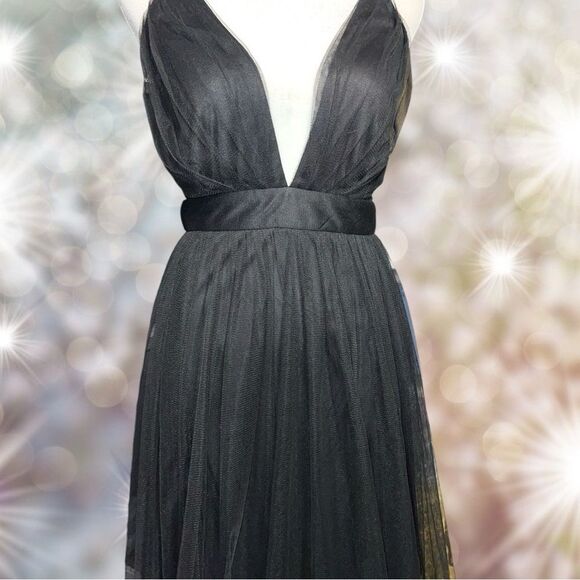 Windsor beautiful black tulle long lace up back prom or formal dress. - Picture 9 of 15